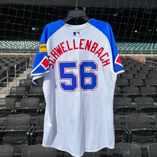 Game-Used or Autographed All auctions | Atlanta Braves Auctions