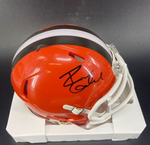 NFL - Browns Dillon Gabriel Signed Mini Helmet