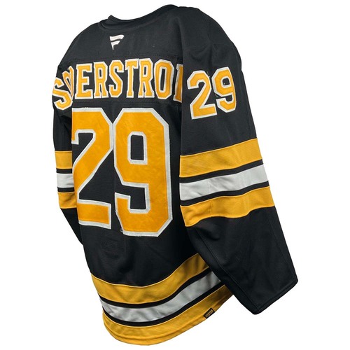 Photo of Game-Used 2025-2026 Season Home Hockey Jersey - Victor Soderstrom