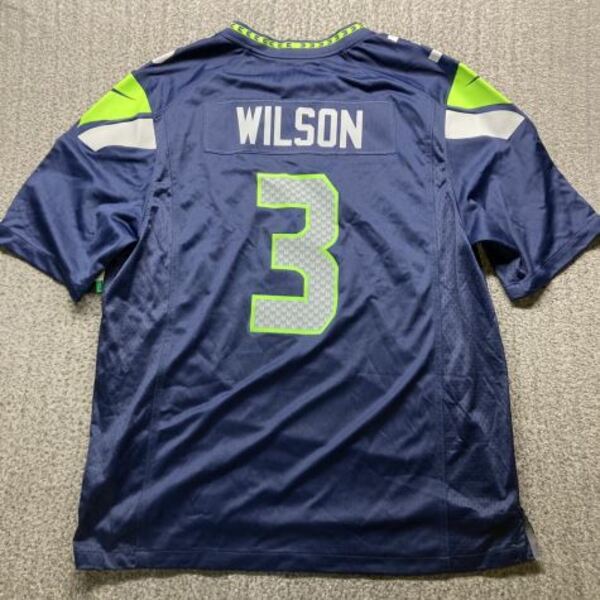 Seahawks - Russell Wilson Replica Jersey Size Medium