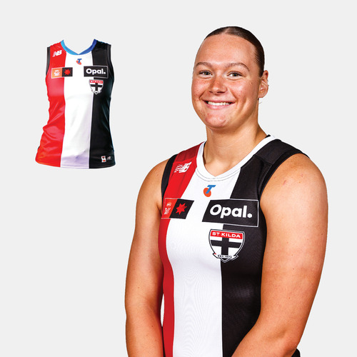Photo of Jade Mclay #4 - 2026 Player Spud's Game Guernsey * Signed