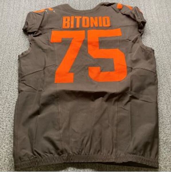 Crucial Catch - Browns Joel Bitonio Game Worn Jersey (10/19/25) Size 50 ...