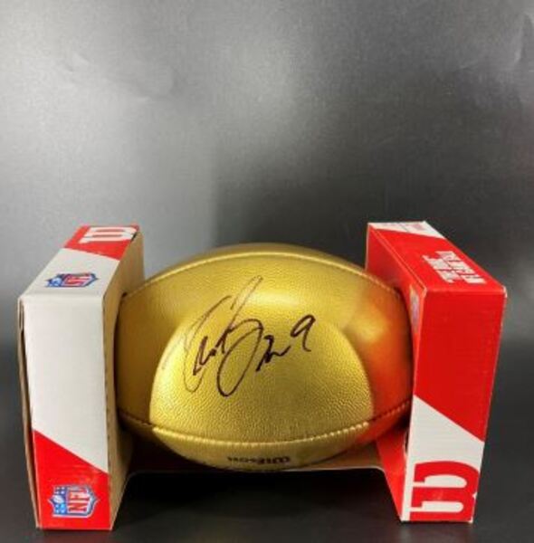 NFL - Saints Drew Brees Signed Gold Honors Football