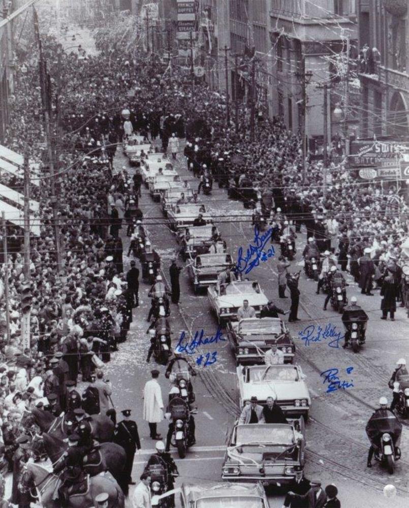 Toronto Maple Leafs Multi Signed 16x20 Unframed Parade-Ron Ellis/Eddie Shack/Red Kelly/Bobby Baun