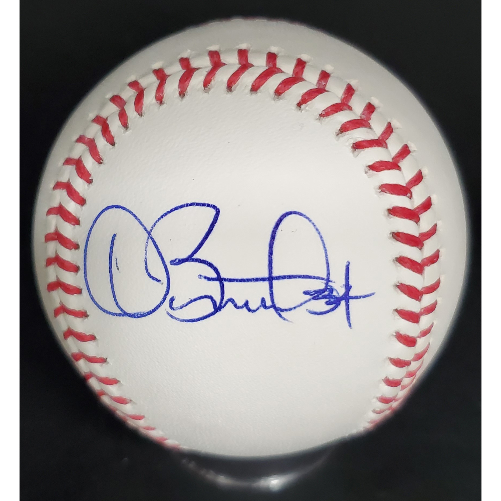The official auction site of Reds Auctions | Cincinnati Reds Auctions
