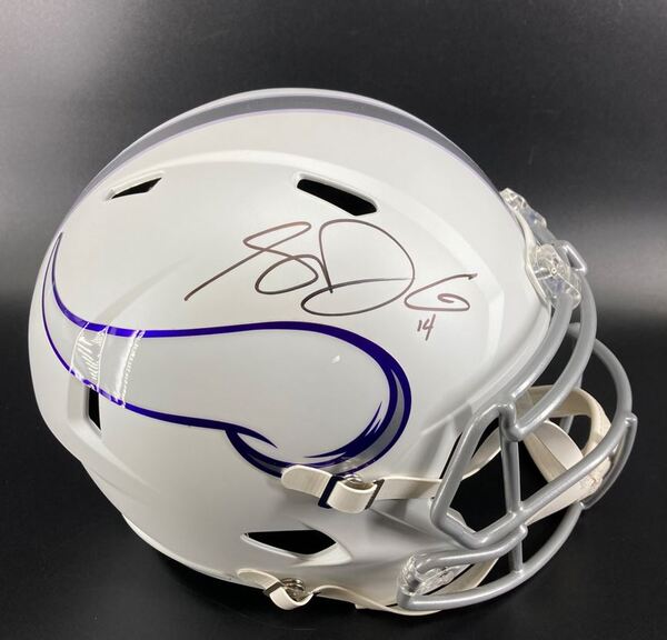 NFL - Vikings Sam Darnold Signed Alternate Replica Speed Helmet