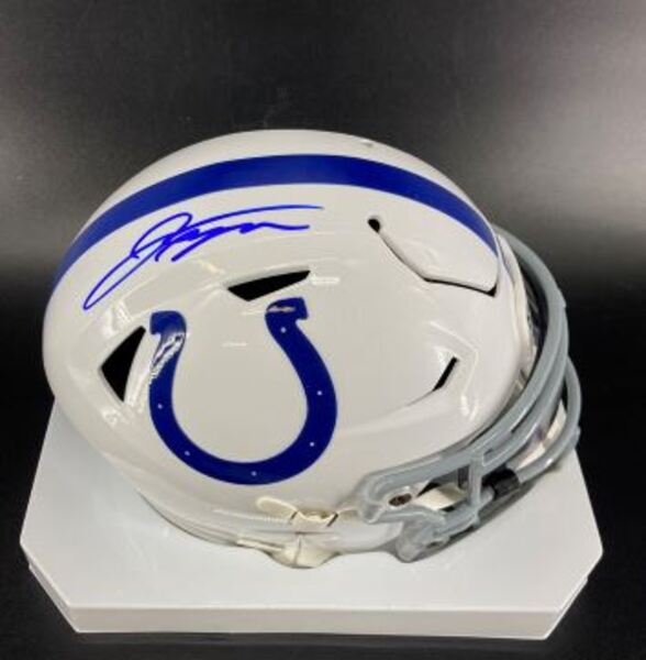 NFL - Colts Jonathan Taylor Signed Mid Size Helmet