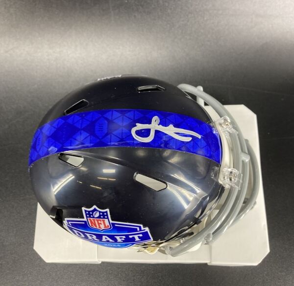 NFL - Colts Laiatu Latu Signed NFL Draft Mini Helmet