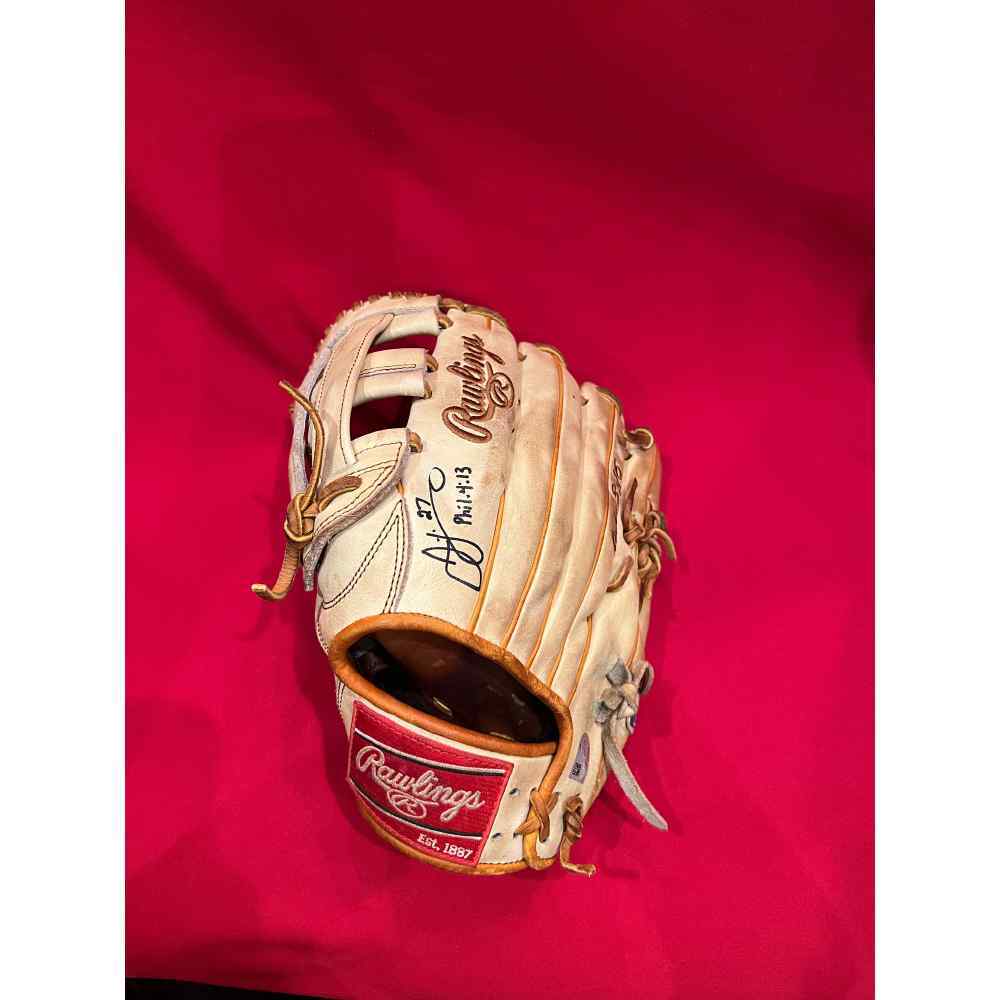 Jake Fraley Autographed Glove Cincinnati Reds Auctions