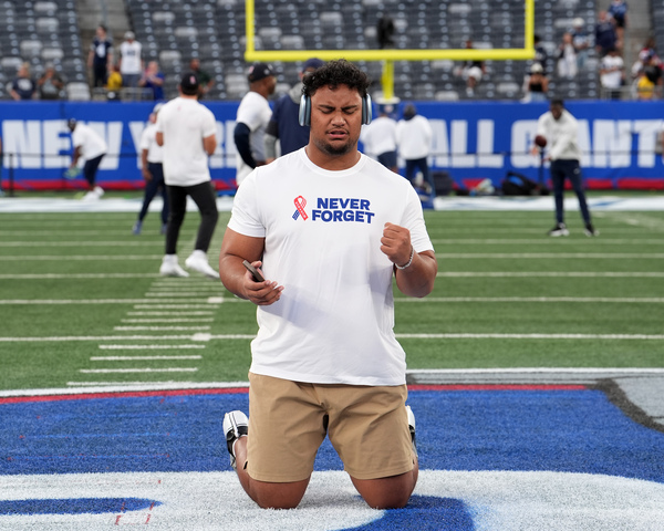 Giants - Never Forget - Sisi Mauigoa Pre Game Worn Shirt 