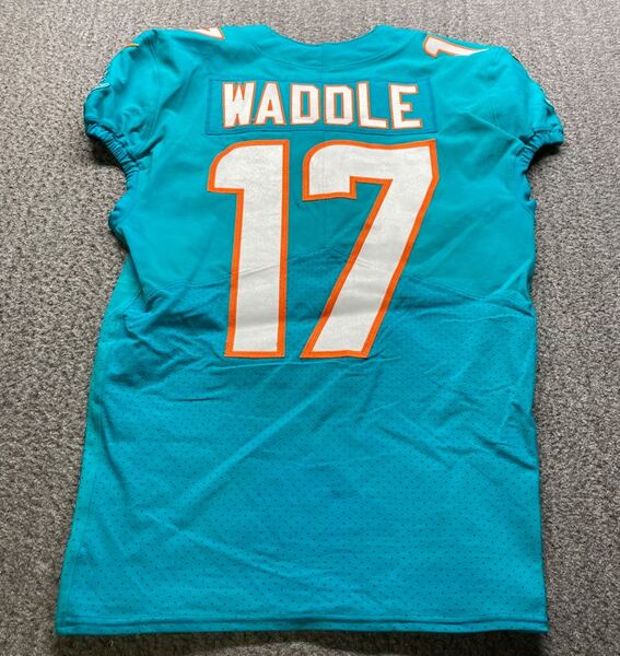 Crucial Catch - Dolphins Jaylen Waddle Game Used Jersey Size 38 (10/9/22)