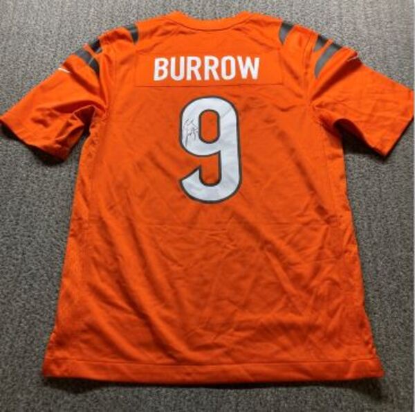 NFL - Bengals Joe Burrow Signed Replica Jersey