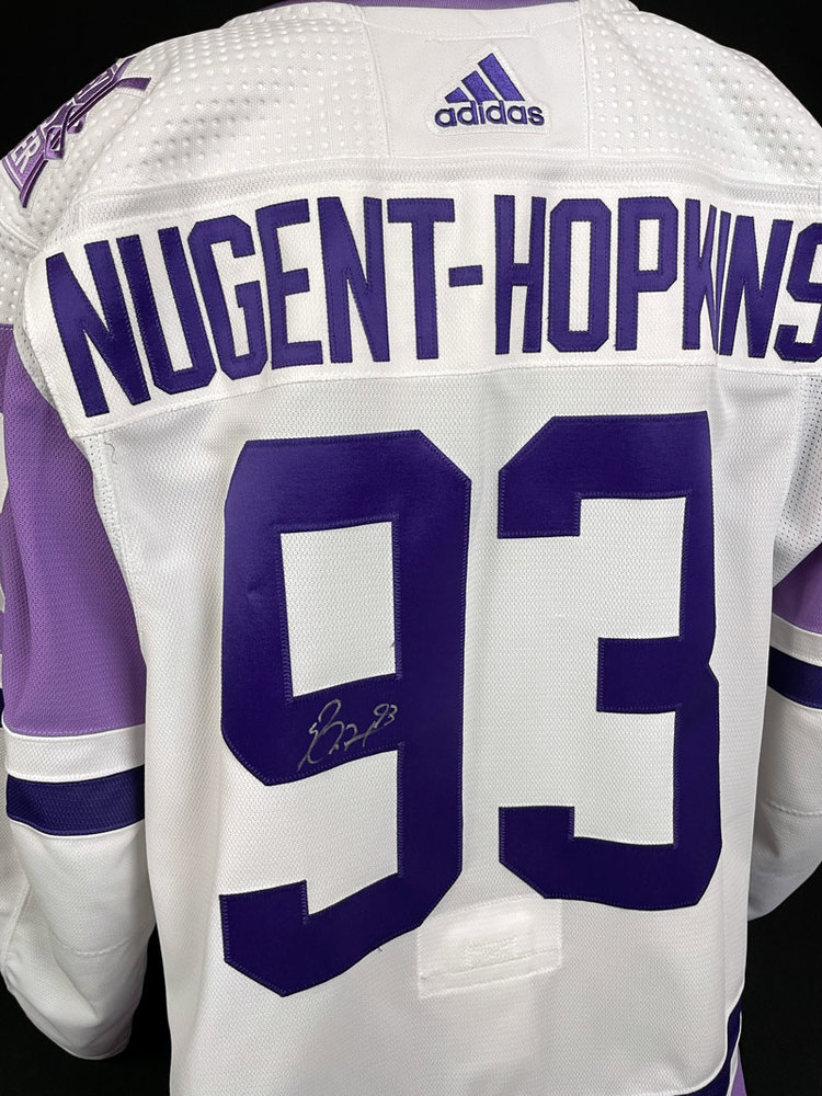 البابونج Ryan Nugent-Hopkins #93 - Autographed 2021-22 Edmonton Oilers Pre ... البابونج البابونج Ryan Nugent-Hopkins #93 - Autographed 2021-22 Edmonton Oilers Pre ... البابونج