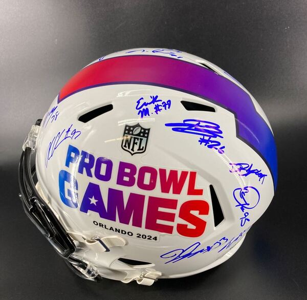 NFL - Replica Pro Bowl Games Speed Helmet Signed by Over 15 Plays includ...