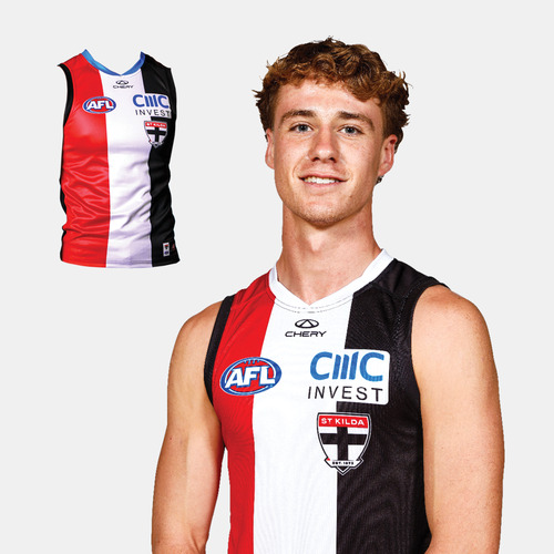 Photo of Angus Hastie #24 - 2026 Player Spud's Game Guernsey * Signed