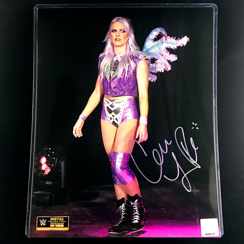 Candice LeRae SIGNED Metal Signature Series 11x14 Photo (Random Number)