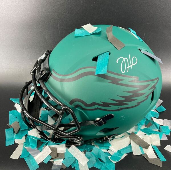NFL - Eagles Jalen Hurts Signed Replica Rave Helmet With On-Field Super ...
