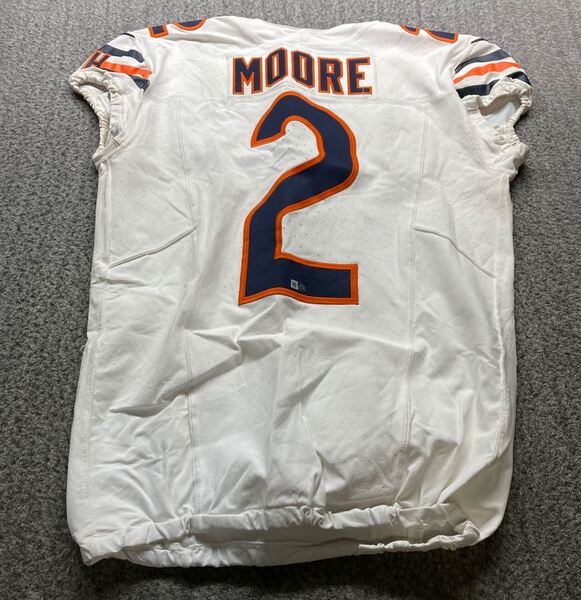 STS - Bears DJ Moore Game Worn Jersey (11/05/23) Size 42 With Captains P...