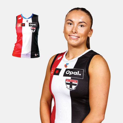 Photo of Abby Hobson #32 - 2026 Player Spud's Game Guernsey * Signed