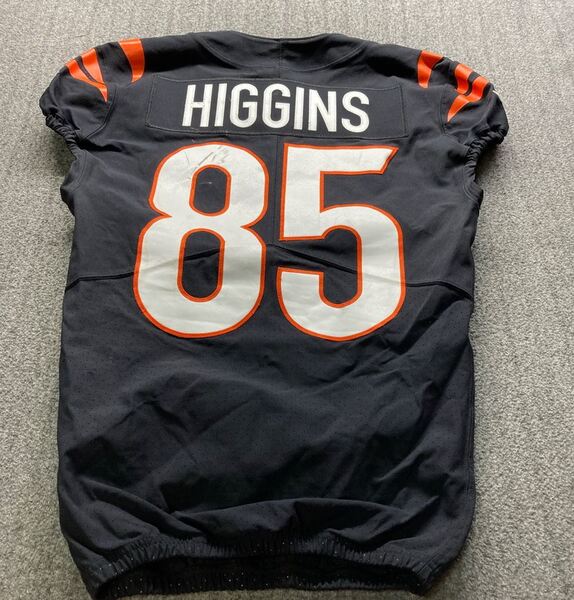 STS - Bengals Tee Higgins Game Worn Jersey (11/7/21) Size 40