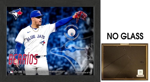 Game-Used or Autographed All auctions | Toronto Blue Jays Auctions