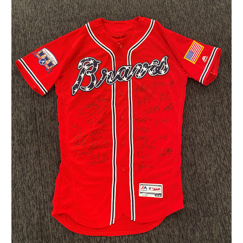 2021 Atlanta Braves Team MLB Authenticated Autographed Patriotic Red Jersey