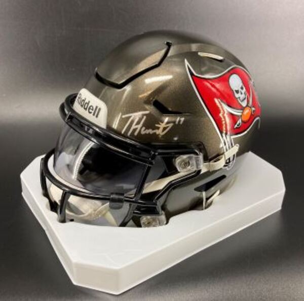 NFL - Buccaneers Ted Hurst Signed Mid-Size Speed Flex Helmet
