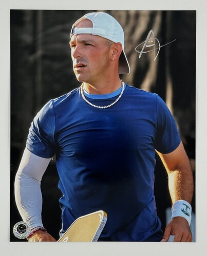 Photo of Alex Crum Autographed 8 x 10 Photo