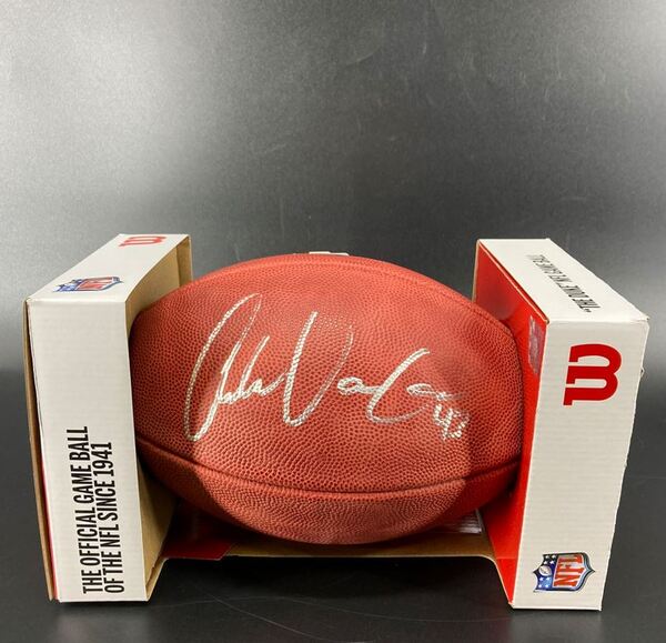 NFL - Vikings Andrew Van Ginkel Signed Authentic Football