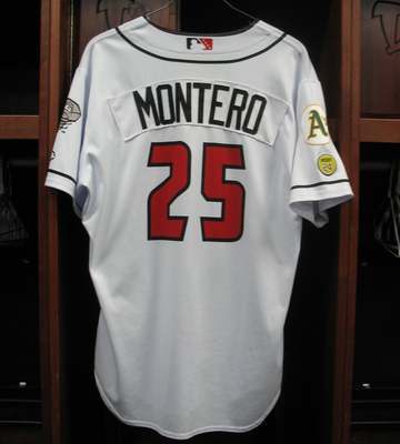 #25 Darlyn Montero Size L Lansing Lugnuts - Home White Jersey