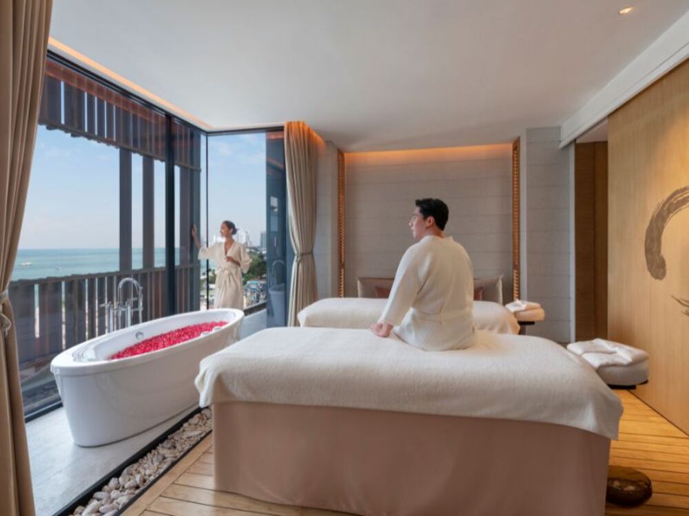 90-Minute Full Body Replenishing Experience at Hilton Pattaya