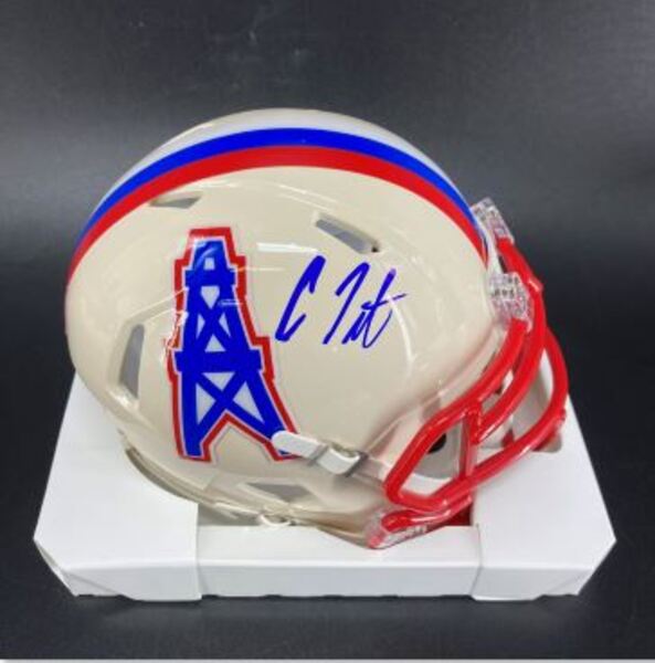 NFL - Titans Carnell Tate Signed Retro Mini Helmet