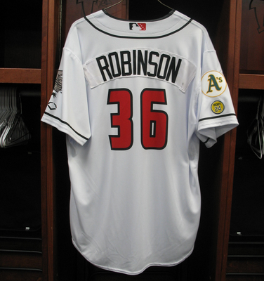 #36 Kyle Robinson Size XL Lansing Lugnuts - Home White Jersey