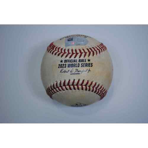 Game-Used or Autographed Publications | MLB Auctions