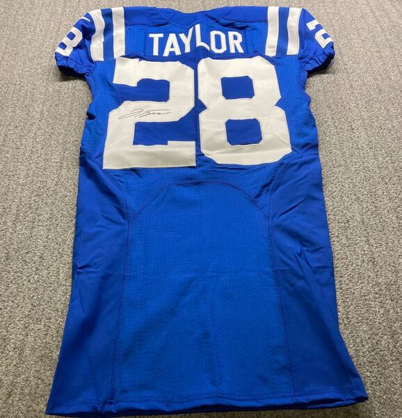 NFL - Colts Jonathan Taylor Signed Authentic Jersey Size 40