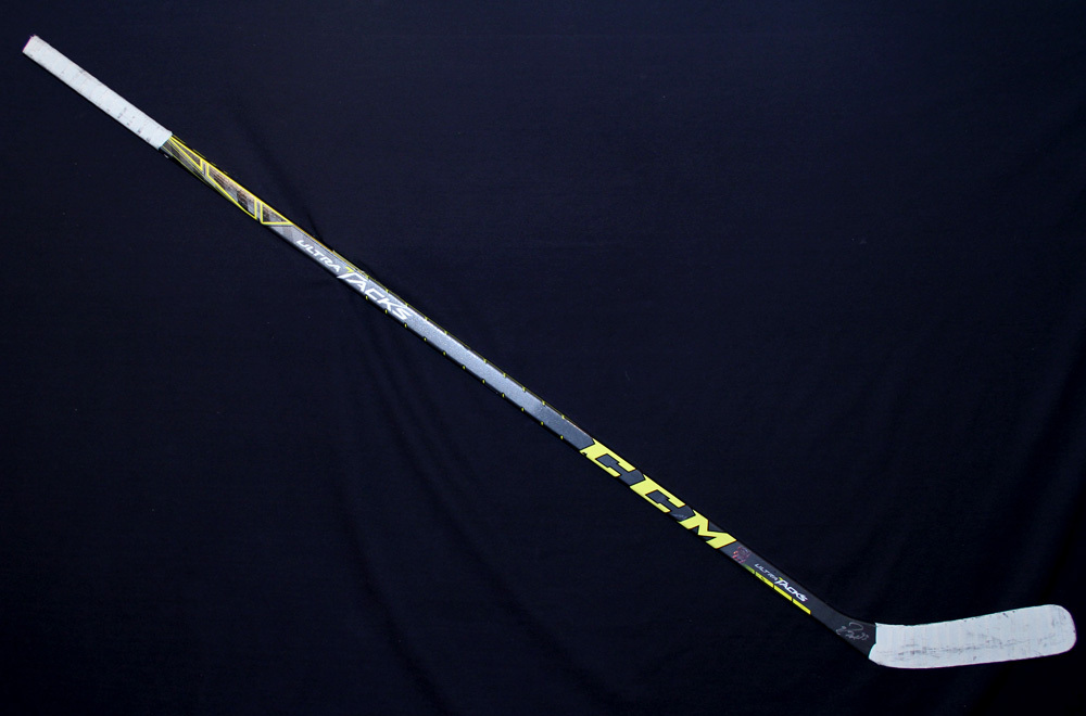 Ryan NugentHopkins 93 Autographed 201516 Edmonton Oilers Game Used CCM Ultra Tacks Stick