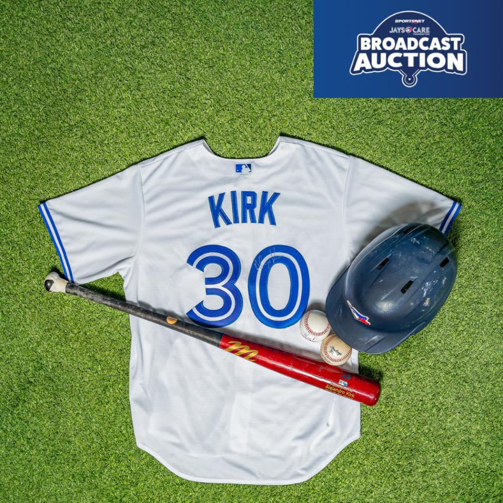 Alejandro Kirk Memorabilia | Toronto Blue Jays Auctions