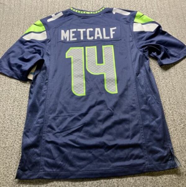 Seahawks - DK Metcalf Replica Jersey Size Medium