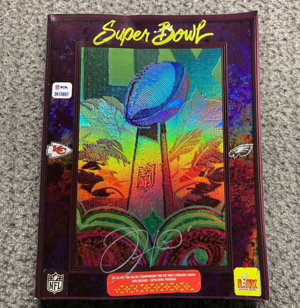 NFL - Eagles Jalen Hurts Signed Super Bowl LIX Program