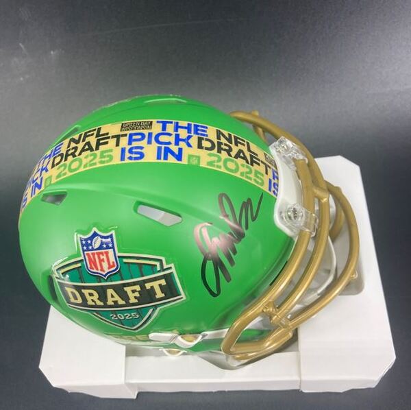NFL - Seahawks Jalen Milroe Signed NFL Draft Mini Helmet