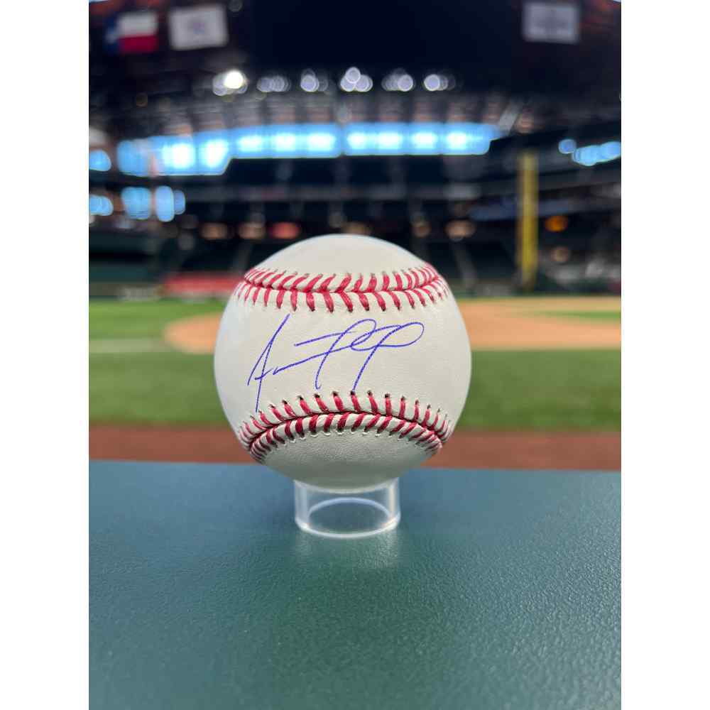 The official auction site of Rangers Auctions | Texas Rangers Auctions