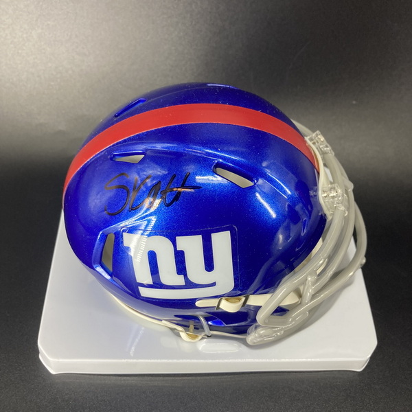 NFL - Giants Cam Skattabo Signed Mini Helmet