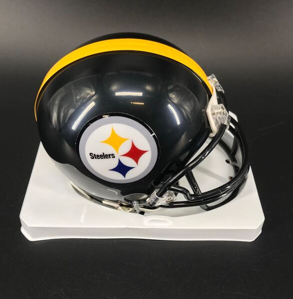 NFL - Steelers Pat Freiermuth Signed Mini Helmet