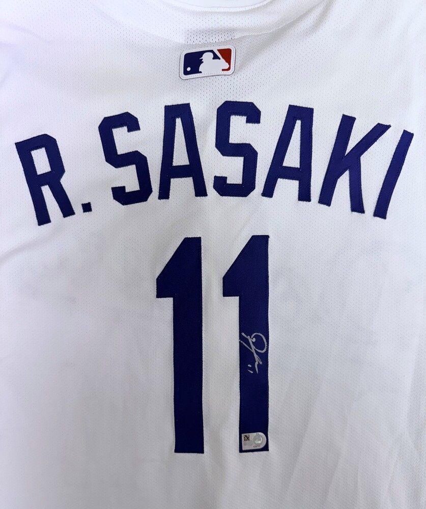 Roki Sasaki Autographed Dodgers Authentic Home Jersey | MLB Auctions