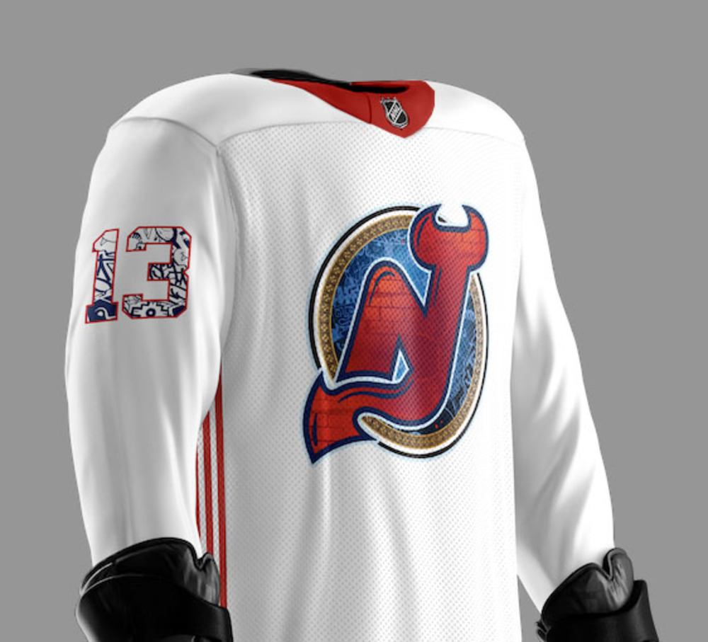 Dawson Mercer 91 Autographed 202324 Hispanic Heritage Specialty