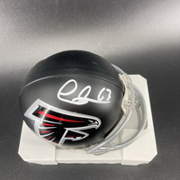 NFL - Falcons Chris Lindstrom Signed Mini Helmet