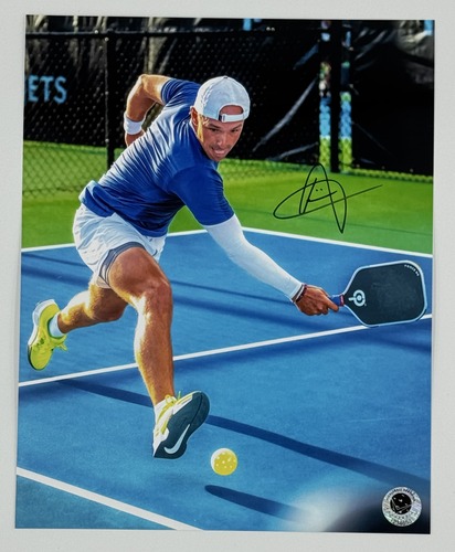 Photo of Alex Crum Autographed 8 x 10 Photo