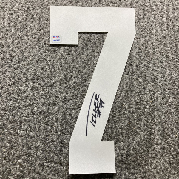 NFL - Browns Wyatt Teller Signed Jersey Number