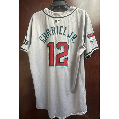 Official MLB Auctions: Authenticated Memorabilia | MLB Auctions
