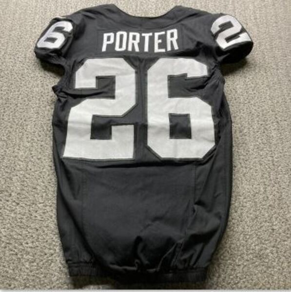 STS - Raiders Darien Porter Game Worn Jersey (2025 Season) Size 40 - Roo...